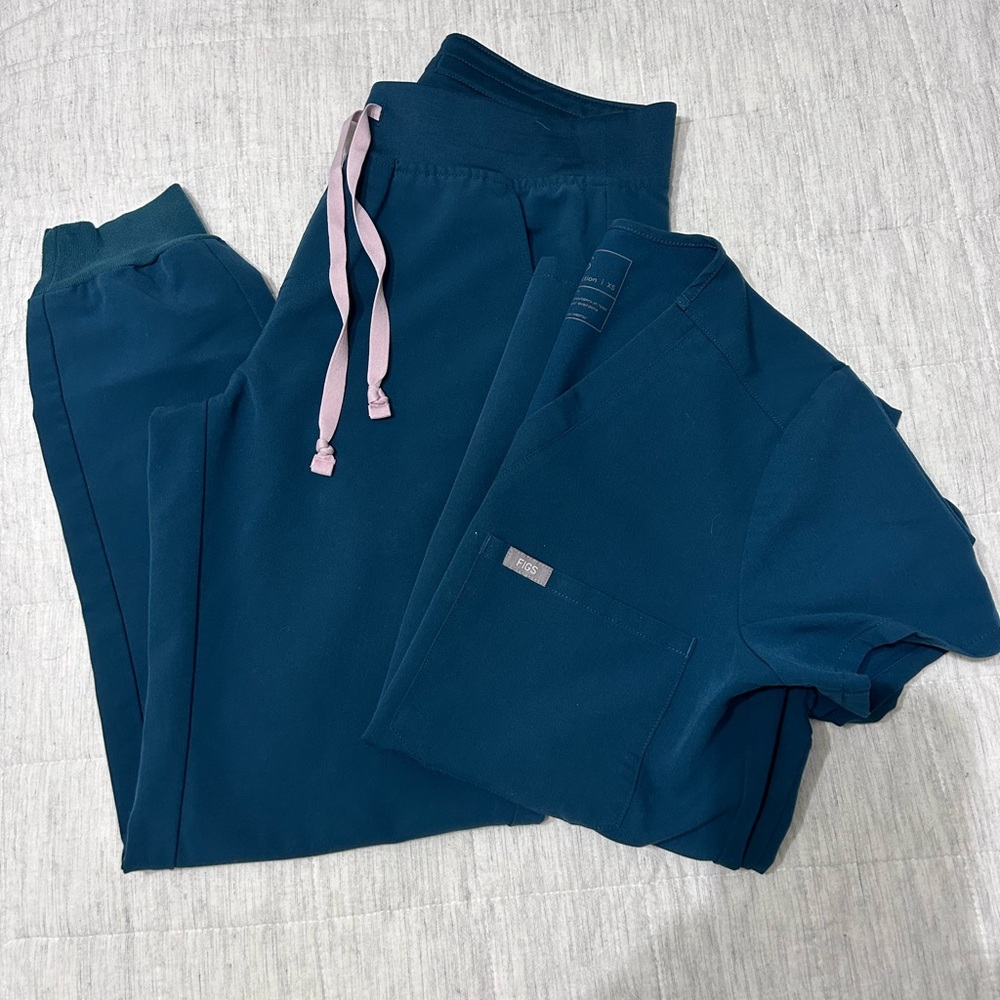 Figs Women's Scrub Set in Teal and Pink